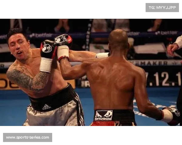 迈克尔佩奇讲述毒液绰号由来与童年训练趣事及独特格斗哲学